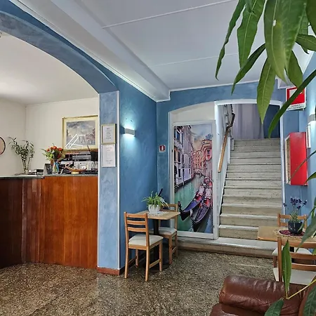 Giovannina Hotel