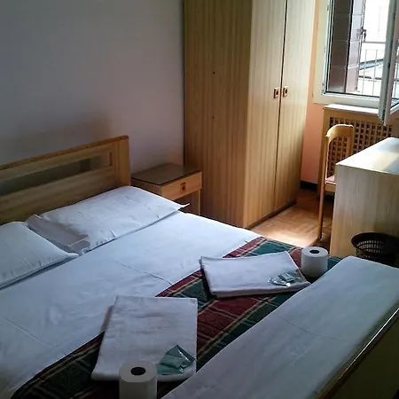 Giovannina Hotel *